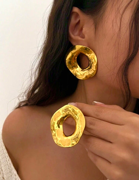 Island Orbit Earring