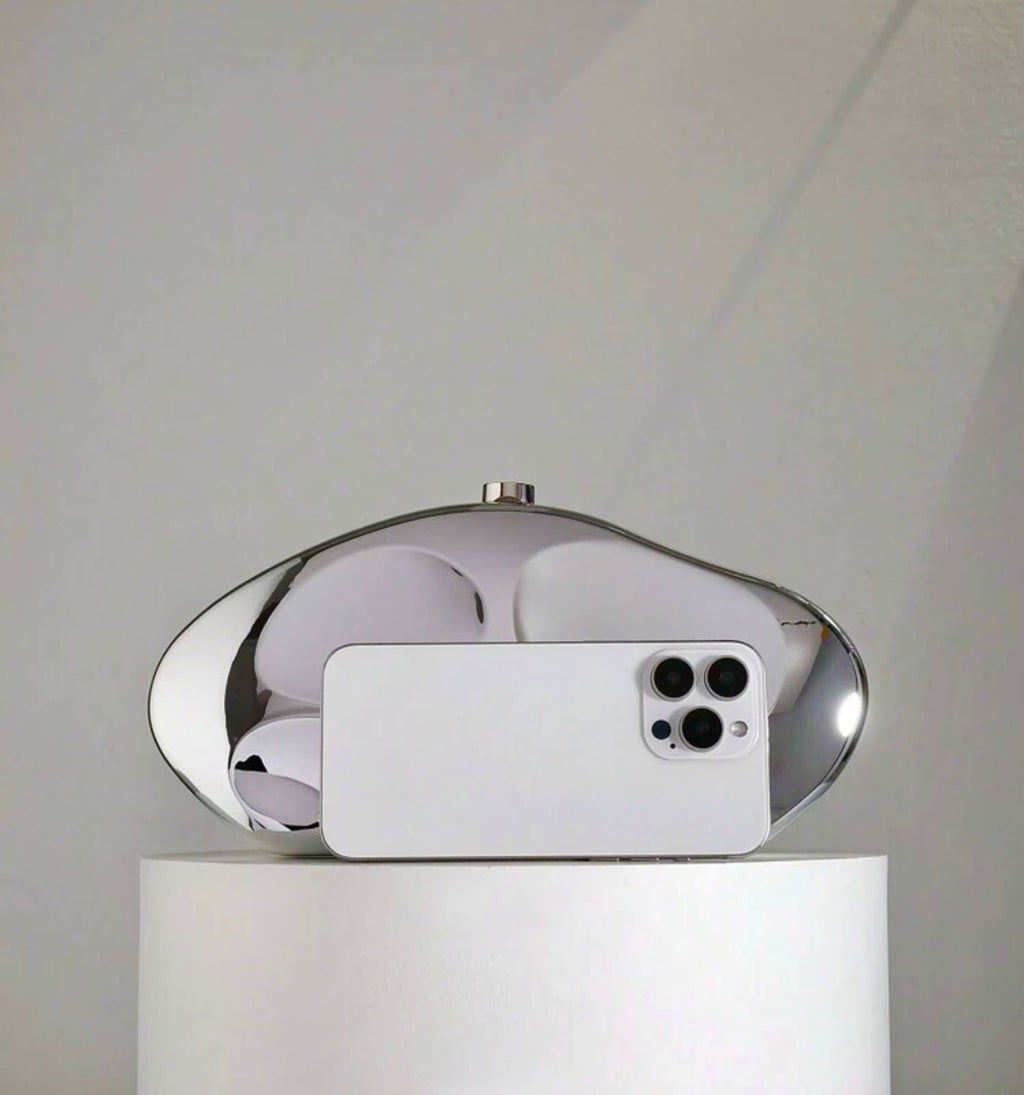 Nala Clutch