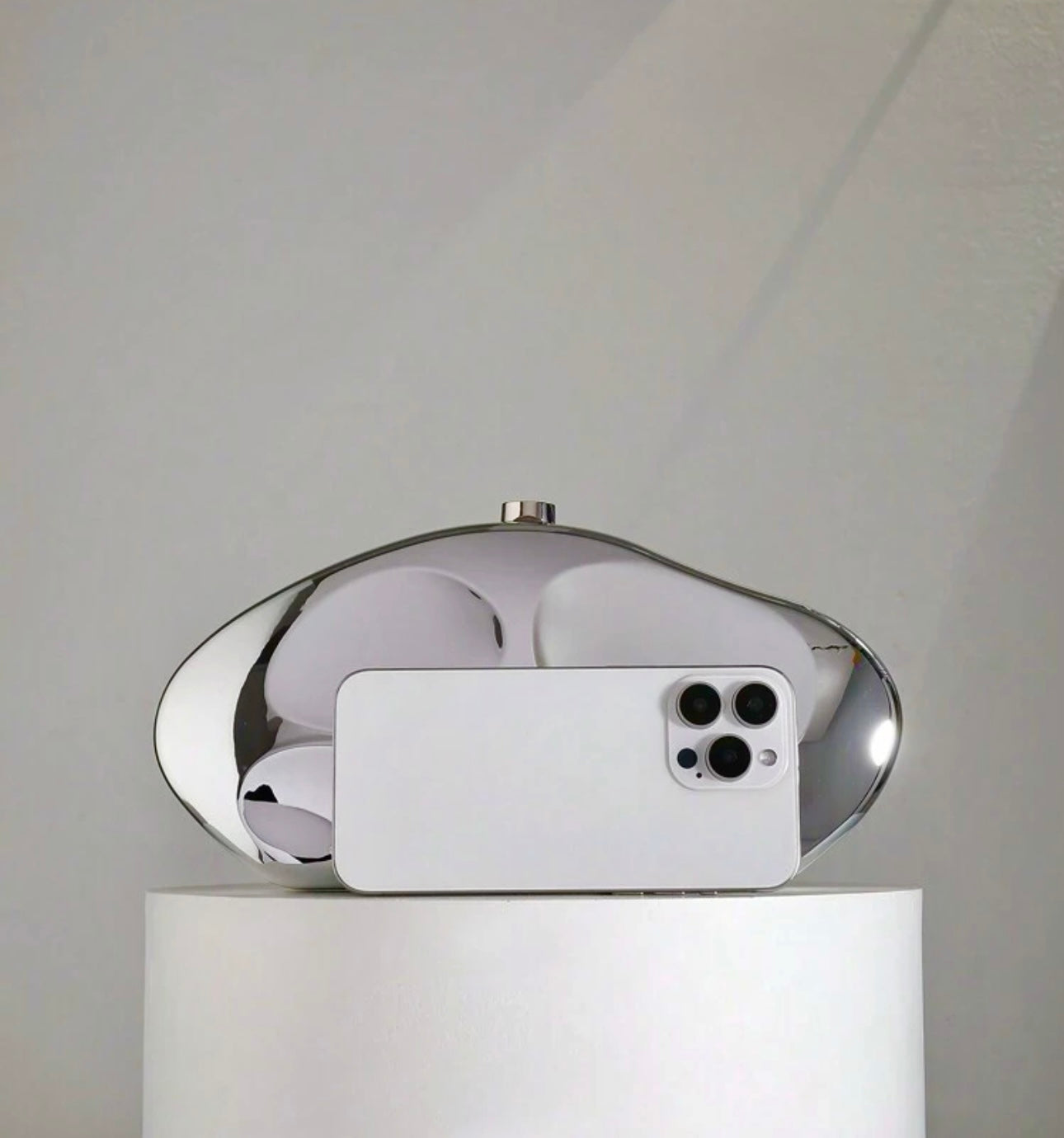 Nala Clutch
