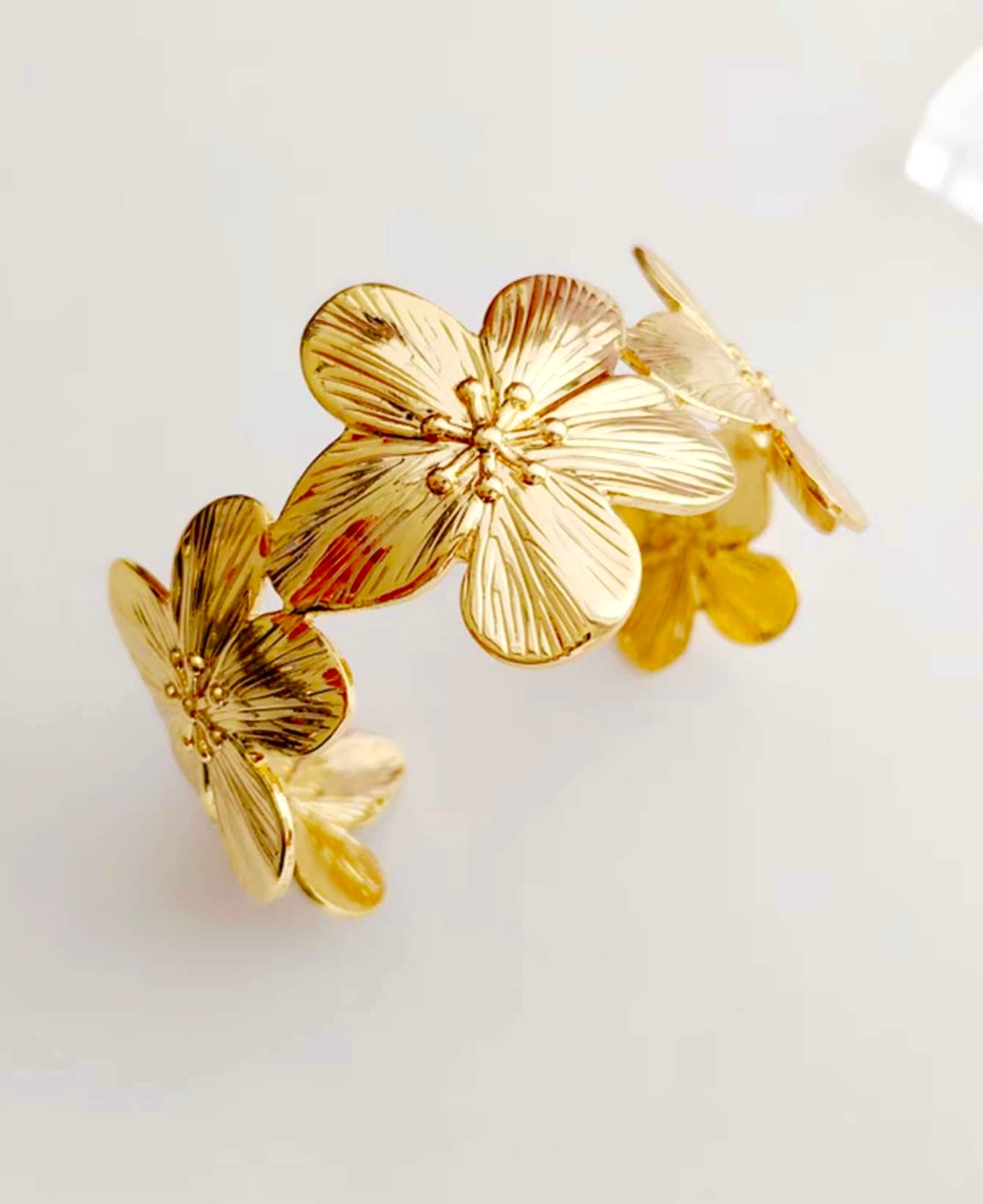 Tola Bloom Bangle