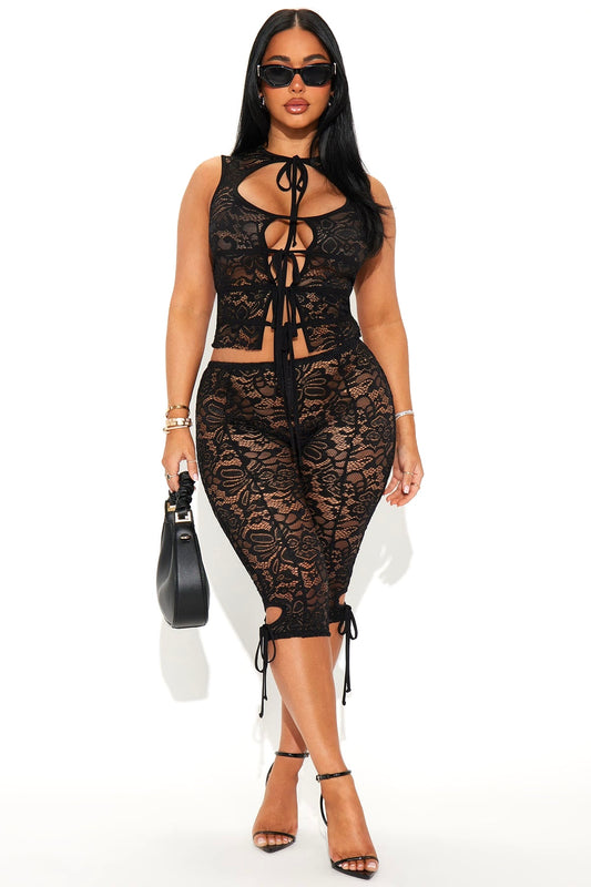 Love Aura Lace Capri Set